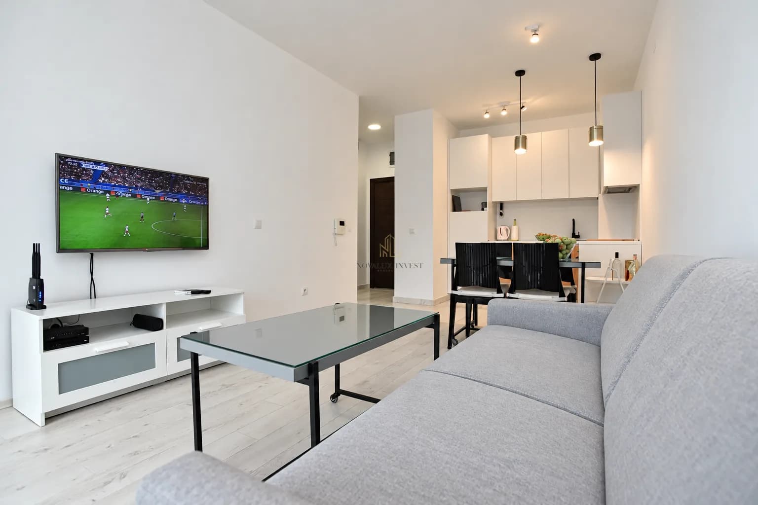 Izdavanje,jednosoban stan,46m2,Dubovica Lux,Budva. — fotografija 1 od 11
