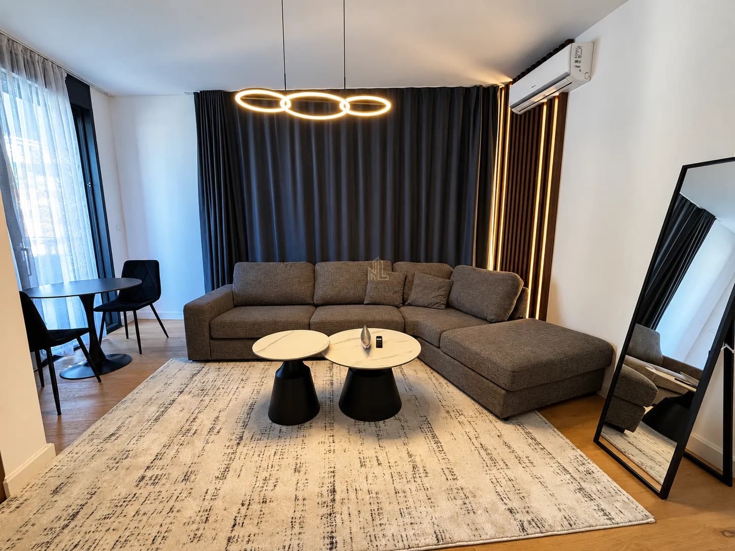 Izdavanje,jednosoban stan,68m2,Donja Lastva,Tivat. — fotografija 1 od 10